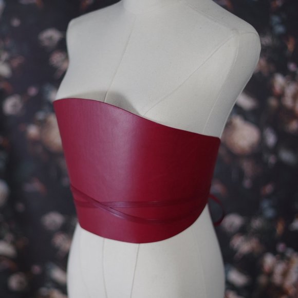 Dehanche Inspired Vachetta Leather Corset Belt with Thin Tie Straps - Picture 15 of 16